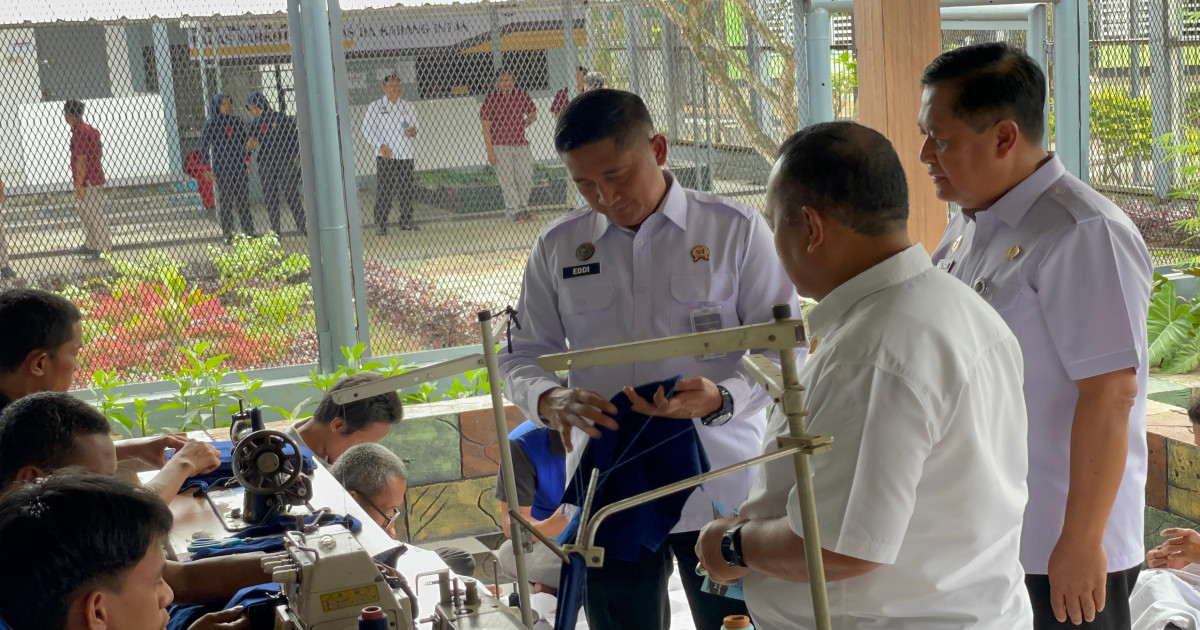 Inspektur Wilayah I dan Kakanwil Ditjenpas Kalsel Tinjau WAE 2 Lapas Narkotika Karang Intan